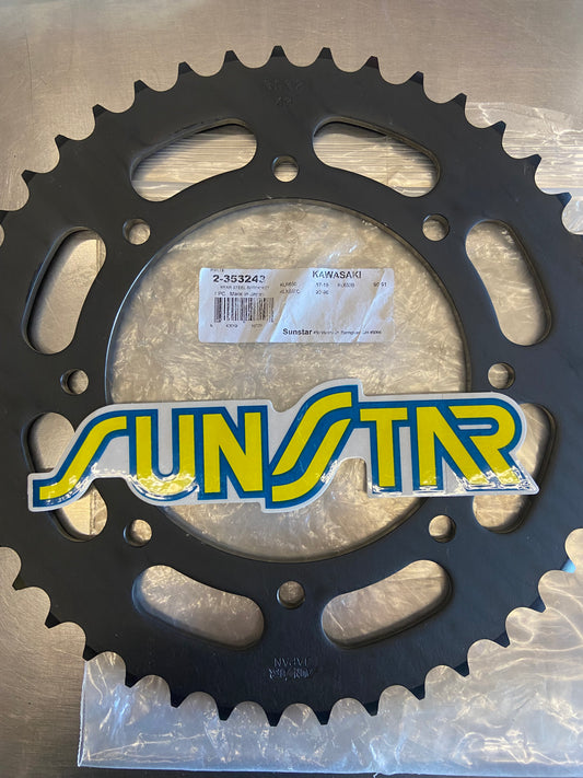 *CLEARANCE New*  SUNSTAR Rear Sprocket 43T-520 Black 2-353243